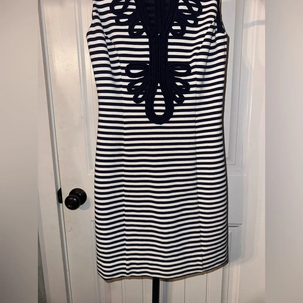 Lilly‎ Pulitzer Size XS Navy and White Striped Mini Dress - Picture 5 of 9